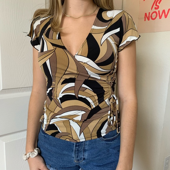 Retro T - Picture 2 of 3